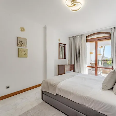 Juliet Villa