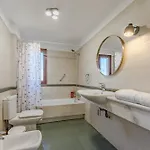 Juliet Villa