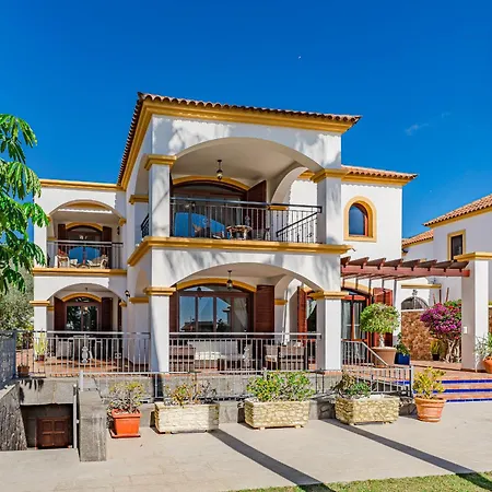 Juliet Villa Costa Adeje